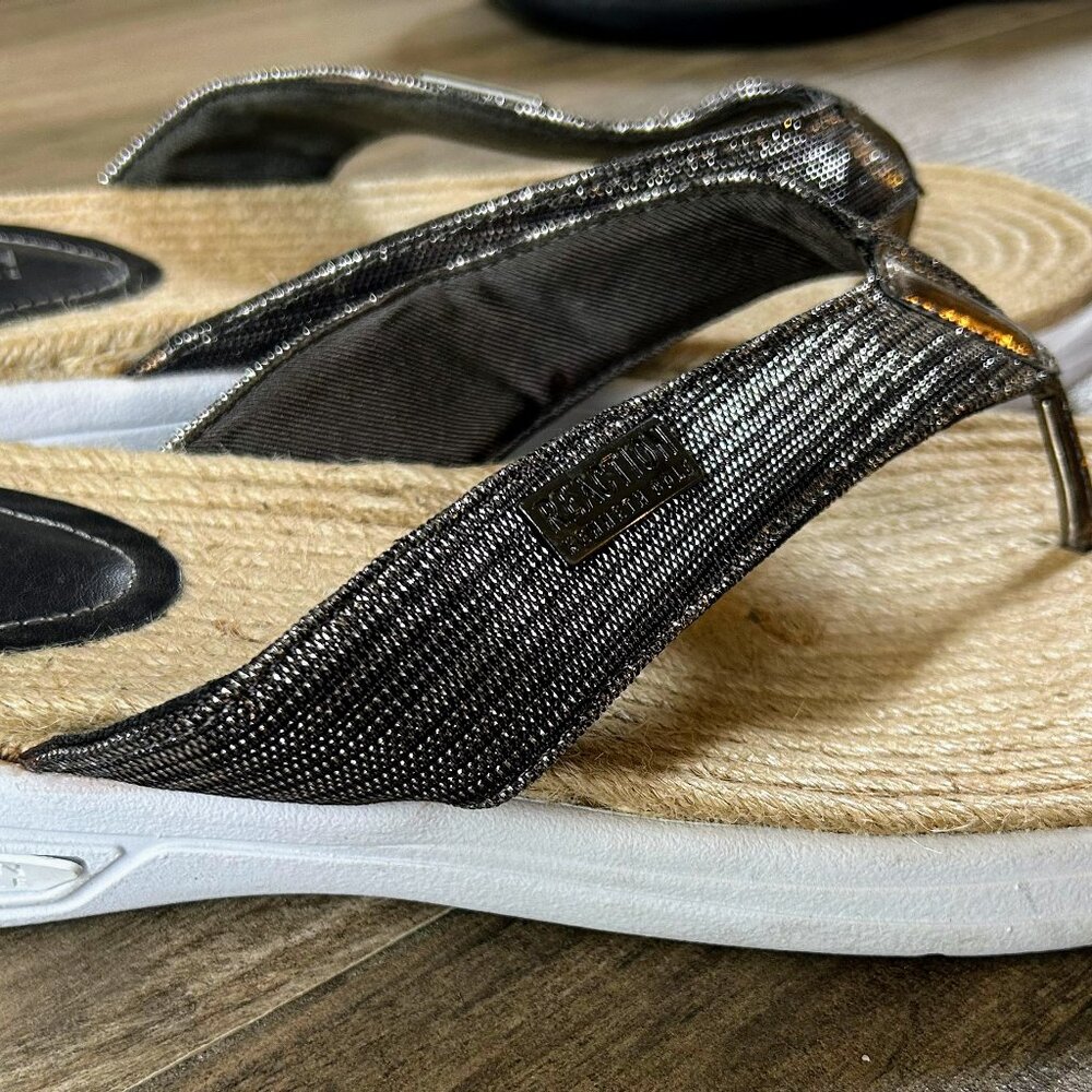 Kenneth Cole Reaction Raffia Metallic Flip Flops - Practically New - Picture 3 of 6